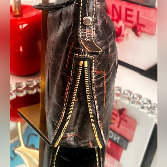 Dooney & Bourke burgundy Leather shoulder Bag - Picture 5 of 13